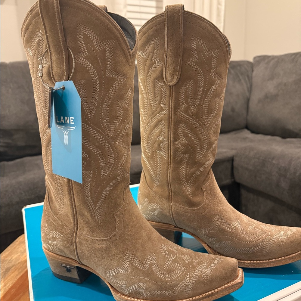 Lane Saratoga Women's Suede Boots NWT